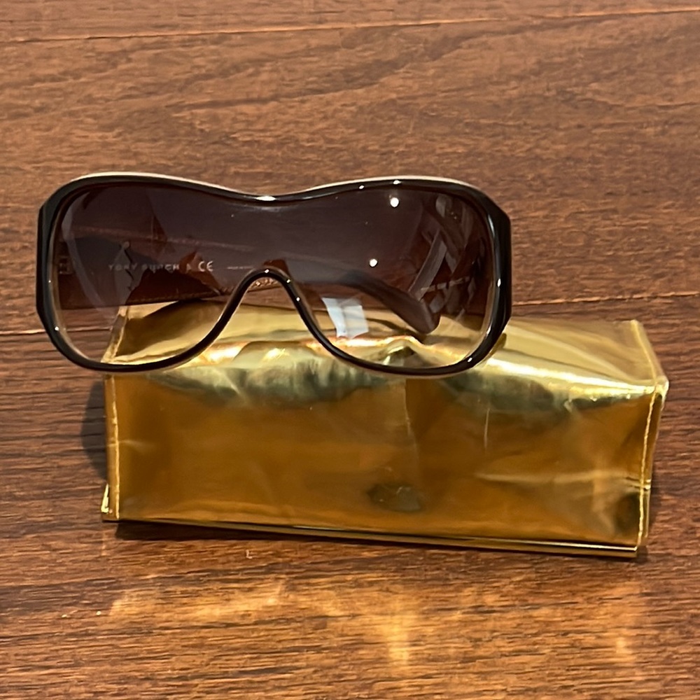 Tory Burch Brown Gradient Oversized Shield Sunglasses